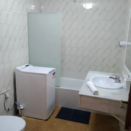 Ronda 4 Boliches Primera Linea De Playa *