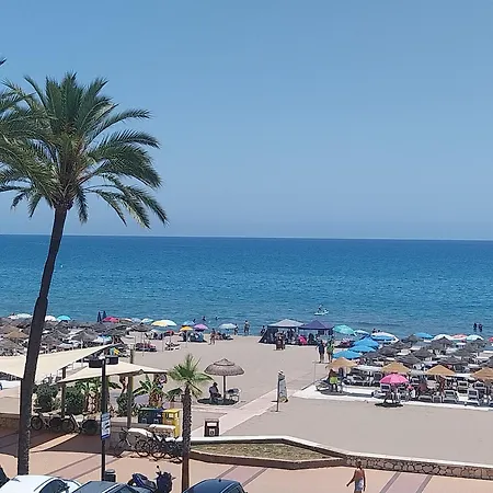 Ronda 4 Boliches Primera Linea De Playa Apartmán *