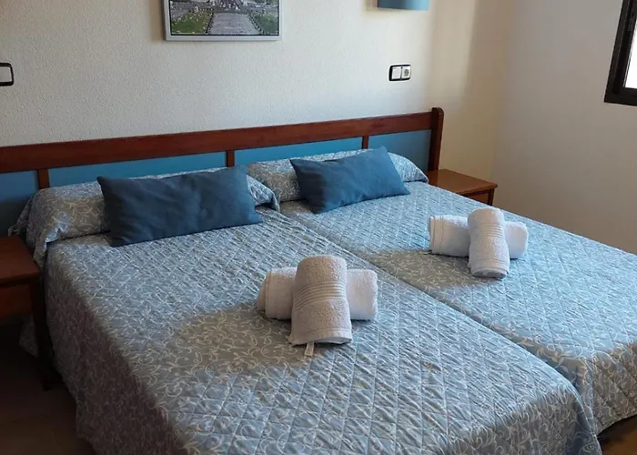 Ronda 4 Boliches Primera Linea De Playa *